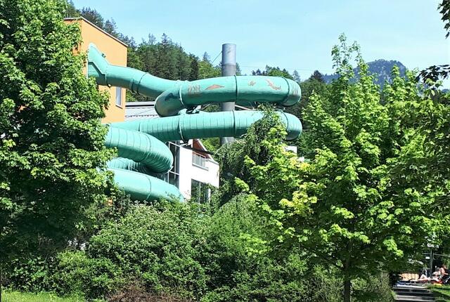 Das Aqua Salza ist für die Region ein wichtiges Bad. Zahlreiche Schulschwimmkurse finden im Aqua Salza statt. | Foto: Josef Wind
