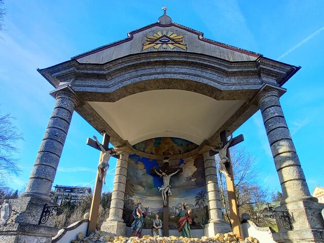 Kreuzigungsgruppe am Kalvarienberg  | Foto: H. Bachinger