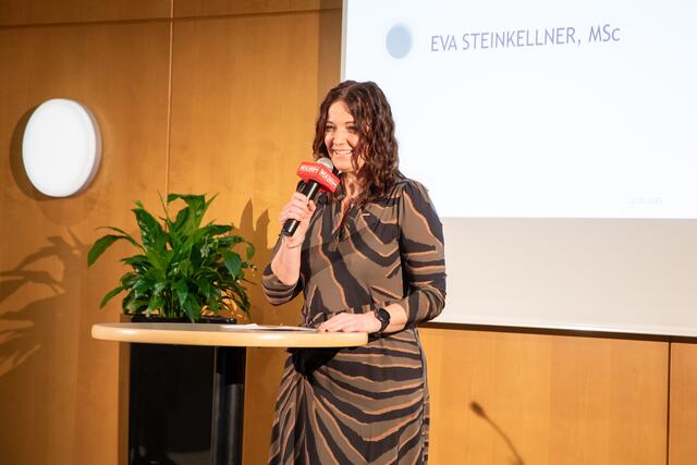 Eva Steinkellner stellte sich beim Wirtschaftskammer-Empfang den Besucherinnen und Besuchern vor. | Foto: gemeindejournal.at