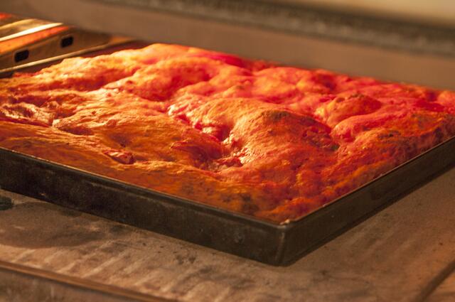 Die Focaccia wird täglich frisch gebacken. | Foto: Wolfgang Ungar