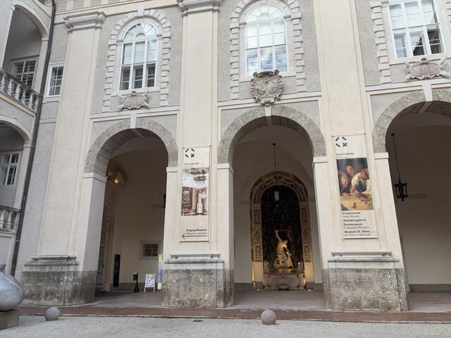 Über 145.000 BesucherInnen konnten 2024 im DomQuartier Salzburg begrüßt werden. Vor allem bei den heimischen BesucherInnen gab es ein starkes Plus von rund 37 Prozent. | Foto: Schrofner