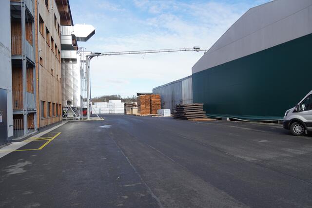 Bei Binderholz in Sankt Georgen bei Salzburg. | Foto: Emanuel Hasenauer