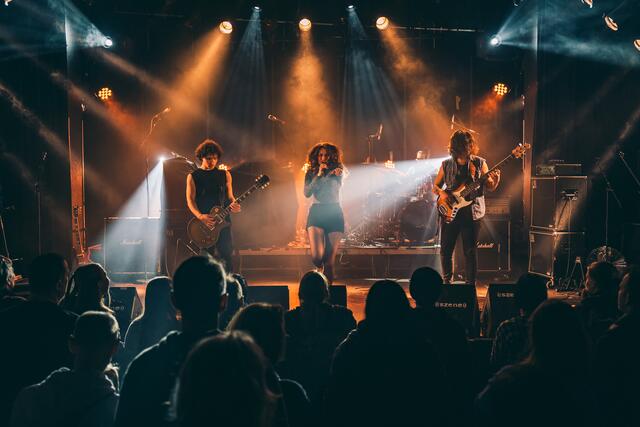 Die Band "JLP" beim Auftritt.  | Foto: Se Shorty Shots