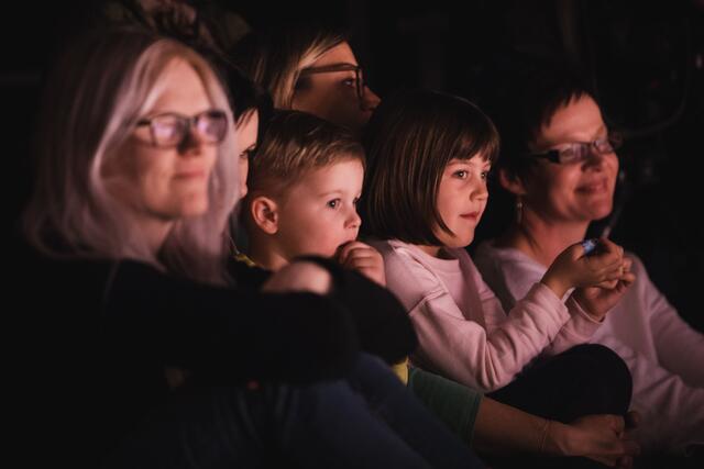 Das BimBam versteht sich mit seinem Program als Impulsgeber, mit hochwertigen Produktionen das ästhetische Grundverständnis der Allerjüngsten mitzugestalten. | Foto: Ela Grieshaber