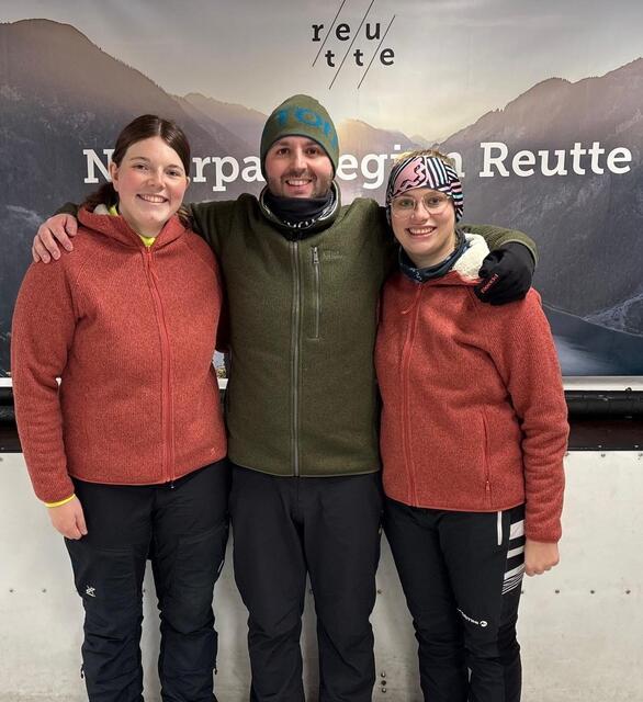 Die Breitenwanger Medaillengewinner v.l.: Sabrina Gruber, Mathias Adler und Selina Steber. | Foto: SCB