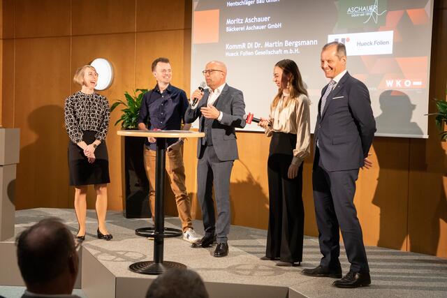Bei der Talkrunde mit Unternehmens-Vertretern. | Foto: gemeindejournal.at