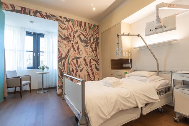 19 zusätzliche Patientenzimmer stehen zur Verfügung.  | Foto: PremiQaMed Group/APA-Fotoservice/Tanzer