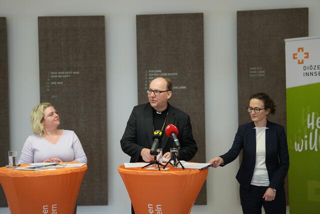  "Wir wollen die kostbare Ressource Hoffnung mit allen Menschen unseres Landes teilen – das Heilige Jahr wird keine innerkatholische Veranstaltung bleiben", betont Bischof Hermann Glettler. | Foto: MeinBezirk Tirol