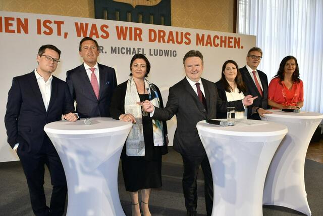 Viele bekannte Gesichter aus der heutigen Stadtregierung waren Teil der ersten Ludwig-Regierung. | Foto: Markus Spitzauer