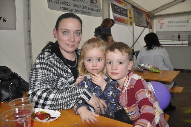 Marlene , Luisa und Georg Zwentner  | Foto: Strobl
