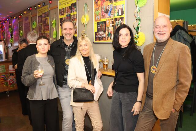 Einer der Sponsoren: Gerald Martinschitz (l.), Tischlerei Martinschitz und Günter Bartolot (r.), J.u.A. Frischeis Ges.m.b.H. | Foto: MeinBezirk.at