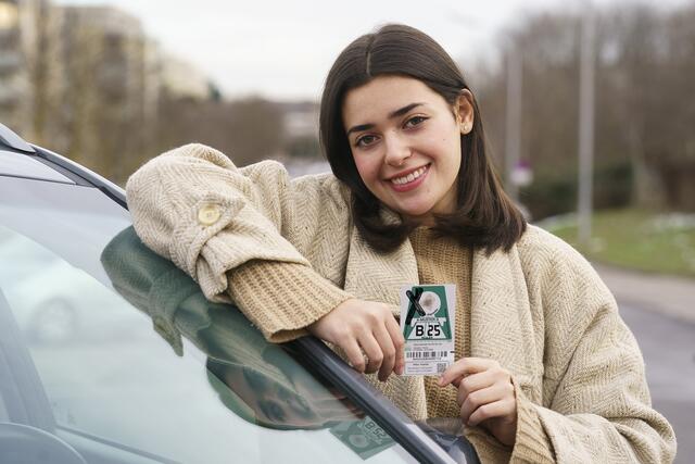 Alle Autofahrer: Seit dem 1. Feber gilt nur mehr die neue Autobahnvignette in der Farbe Seegrün.  | Foto: ARBÖ Burgenland