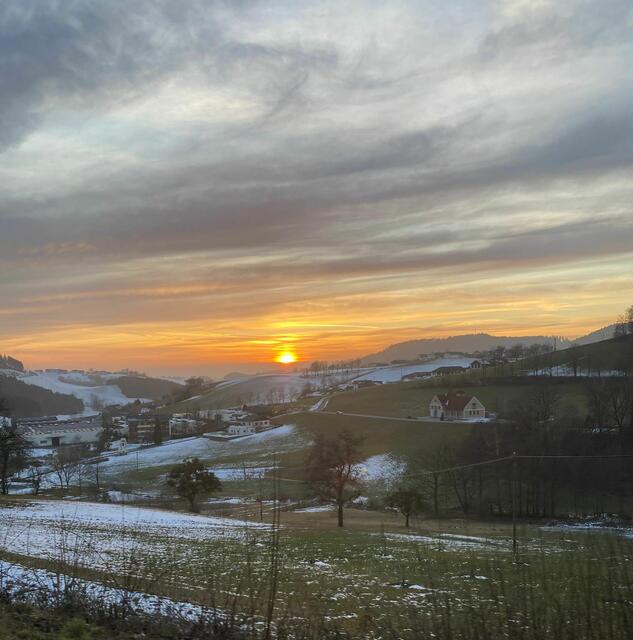 Sonnenuntergang in Pabneukirchen am 20. Jänner 2025 | Foto: Onlineportal Strudengauwetter