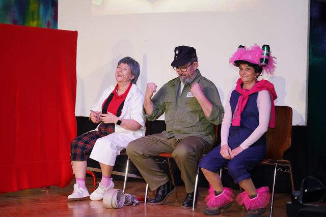 Der Show-Klassiker "Herzblatt" wurde beim Landskroner Fasching wiederbelebt.  | Foto: MeinBezirk.at