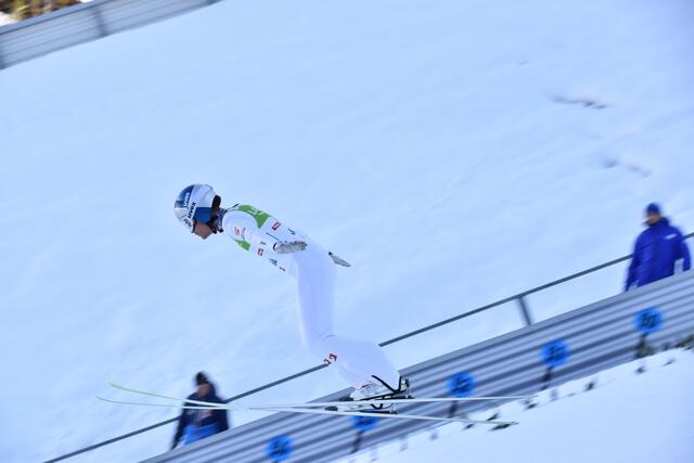 Johannes Lamparter im Springen