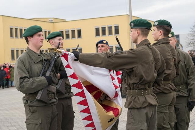 123 Soldatinnen und Soldaten wurden in Bruckneudorf angelobt.  | Foto: Bundesheer/Stefan Klikovich