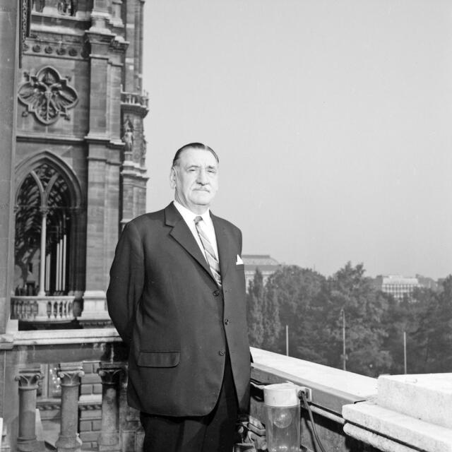 Bürgermeister Bruno Marek. Aufgenommen am 27. September 1966.  | Foto: Károly Forgács / akg-images / picturedesk.com