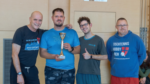 Die Top 3 des ersten Events beim Wiener Tischtennis Cup 2025 – doch alle Teilnehmer*innen waren Sieger. | Foto: Tischtennis Hobby Wien