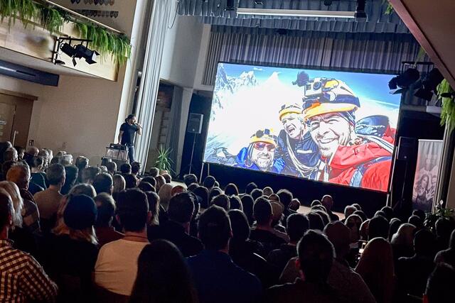 Volles Haus bei Alexander Huber in Ellmau. | Foto: gphoto