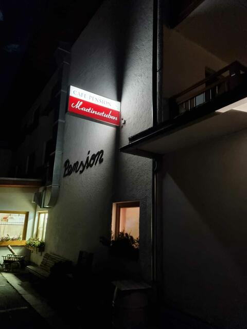 Tradition trifft auf Stil – Die Martinsstube bietet eine moderne, aber dennoch heimelige Atmosphäre. | Foto: Genussspecht