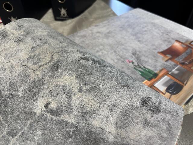 Ebenso wie Akzente, die andere Materialien vermitteln und eher gedeckte Farben. | Foto: MeinBezirk