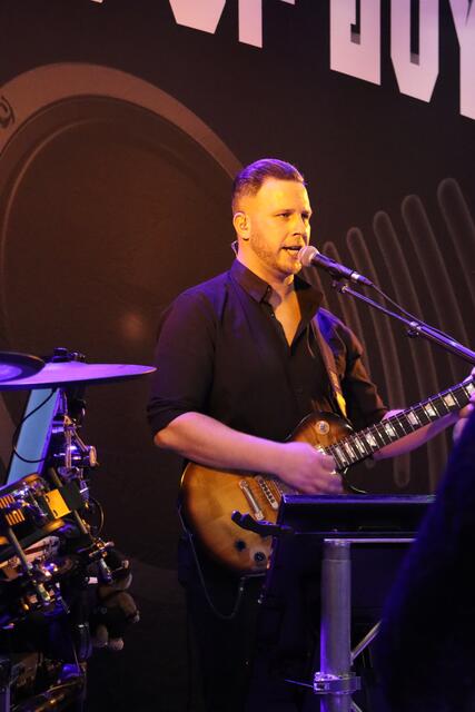 Die Musiker verstanden es, immer den richtigen Ton zu treffen und sorgten dafür, dass die Tanzfläche nie leer war. | Foto: Alejandra Ortiz