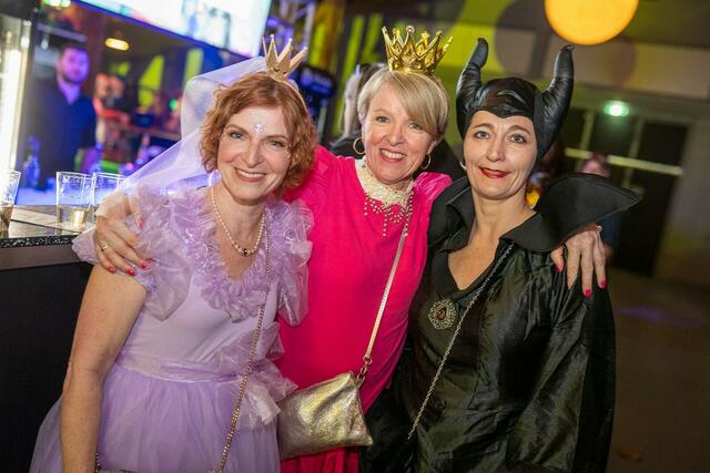 Am 8. Februar wird die Remise Amstetten (Stadionstraße 10) in eine riesige Partyzone verwandelt und die wohl größte Faschingsparty der Region zelebriert. | Foto: Mado GmbH