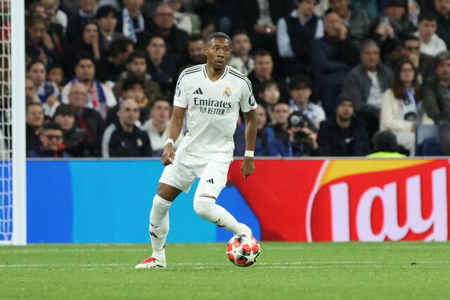 Kurz nach einer überstandenen Verletzungspause muss Real Madrid-Star und ÖFB-Teamkapitän David Alaba einen erneuten Rückschlag hinnehmen.  | Foto: Severin Aichbauer / SEPA.Media / picturedesk.com