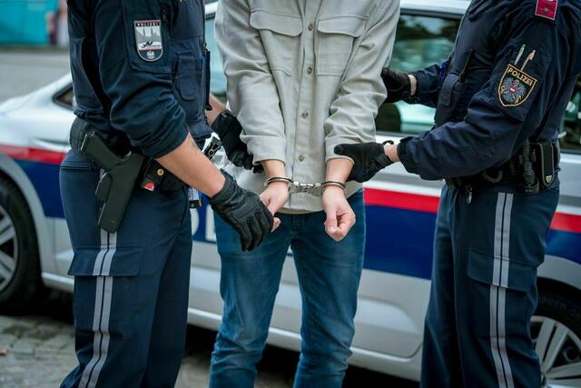 Der Tatverdächtige wurde in Favoriten festgenommen, zeigte aber wenig Verständnis. (Symbolfoto) | Foto: Bernhard Knaus