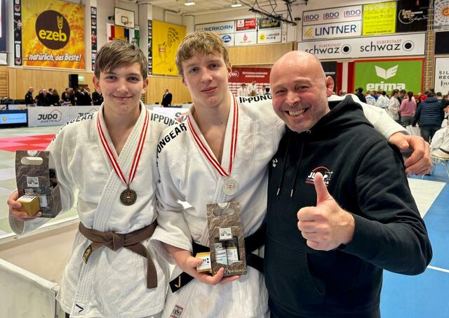 Vakil Christoph, Brunner Askil mit Trainer Zeltner Adi | Foto: Judoclub Wimpassing Sparkasse