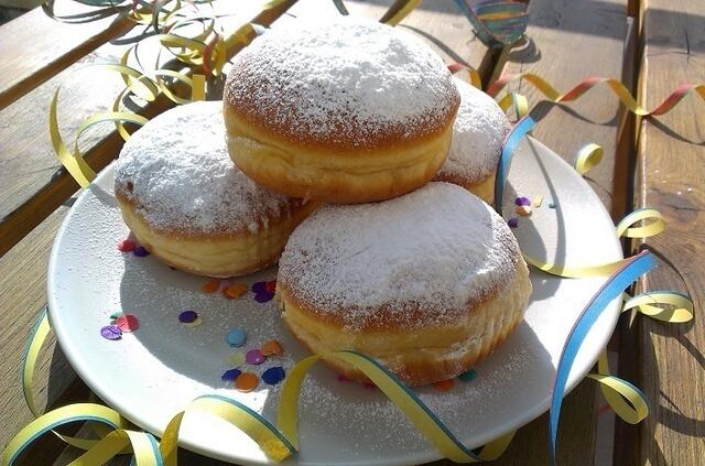 Krapfen sind das ganze Jahr über erhältlich, aber im Fasching haben sie Hochsaison. (Symbolfoto) | Foto: Sascha Sautner