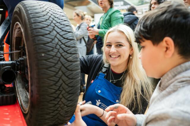 Die Informationsveranstaltung für Jugendliche soll Nachwuchskräften bei der künftigen Lehrberufswahl helfen.  | Foto: Skokanitsch
