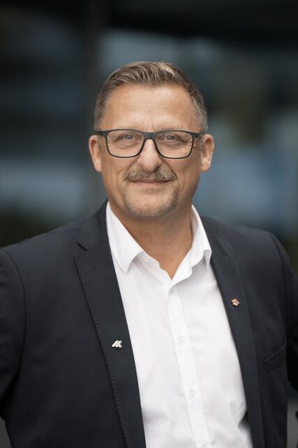 Albert Brunner aus St. Oswald bei Haslach ist Landesvorsitzender der Gewerkschaft Bau-Holz und war Teil des fünfköpfigen-Verhandlungsteams. | Foto:  ÖGB