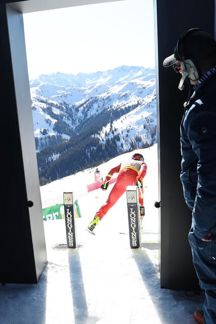 Im Bild: Daniel Hemetsberger aus Österreich beim Start | Foto: Land Salzburg / Franz Neumayr