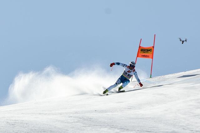 Sam Morse aus den USA beim Abfahrtstraining. | Foto: Land Salzburg/Franz Neumayr