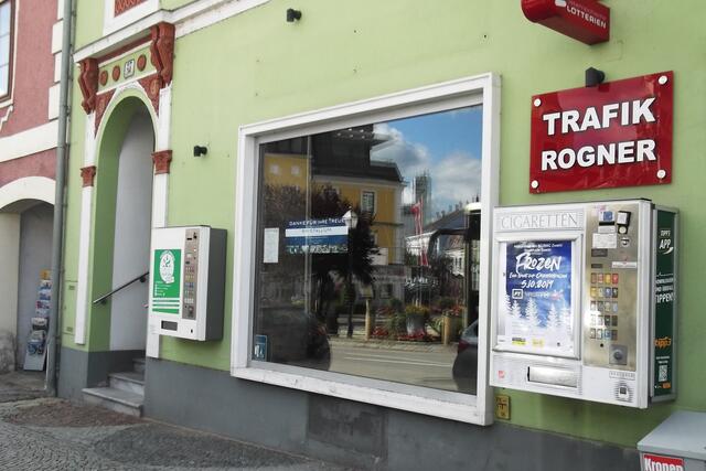 Damals-Foto: Am 13. September 2019, als dieses Foto entstand, war das Kristallstudio von Erwin Weber in der Zwettler Landstraße bereits geschlossen. | Foto: B. Hofmann