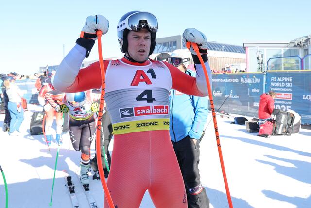 Im Bild Eindrücke vom Abfahrtstraining der Herren auf der 12er Kogel Strecke. Im Bild: Stefan Rogentin aus der Schweiz kurz vor dem Start. | Foto: Land Salzburg / Franz Neumayr