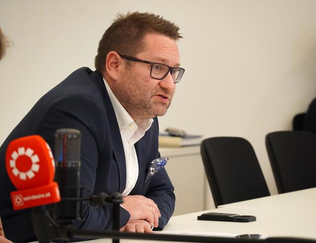 Es ist eine „Entscheidung der Familien“, meint Klubobmann Wolfgang Mayer (ÖVP), Landtagsabgeordneter, Salzburger Volkspartei. | Foto: RegionalMedien Salzburg / Stefan Schubert