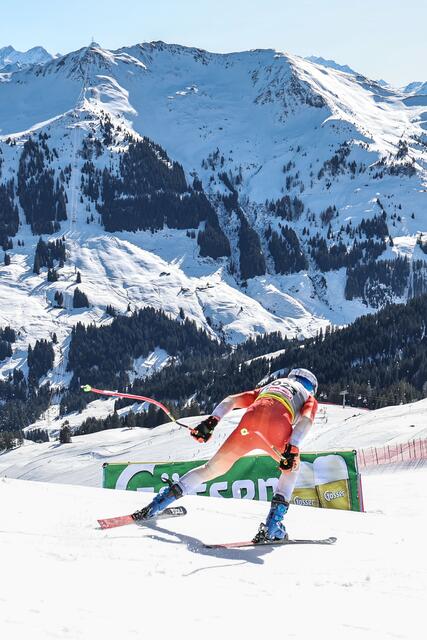 Im Bild: Marco Odermatt aus der Schweiz beim Start. | Foto: Land Salzburg / Franz Neumayr