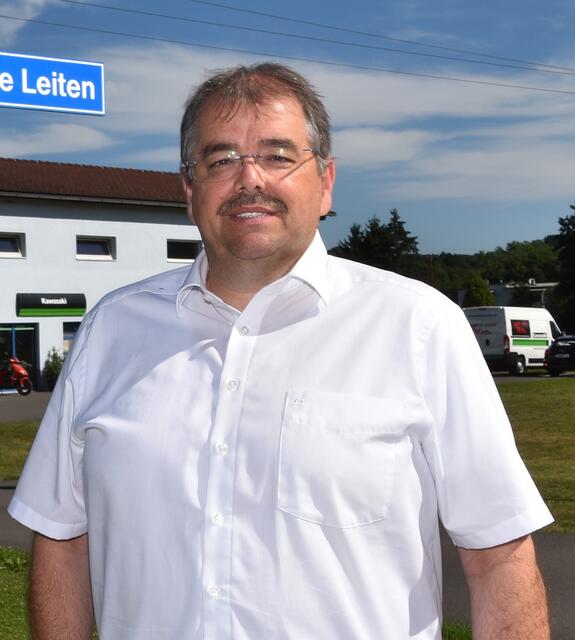 Neustifts Bürgermeister Franz Kazinota erhofft sich ein Zusammenrücken aller Parteien, denn es stehen große Aufgaben an.  | Foto: Martin Wurglits