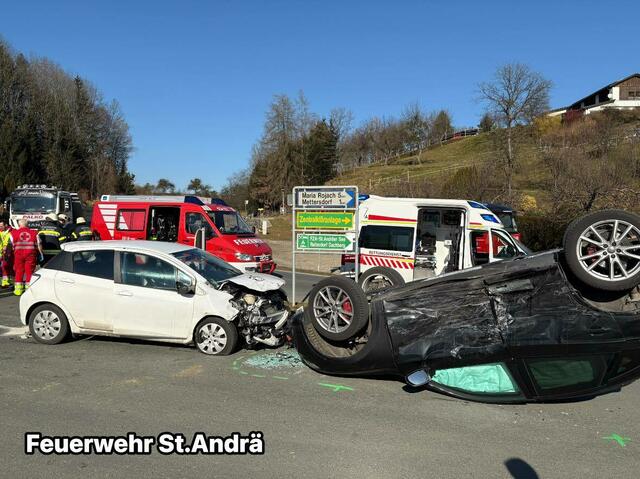 Verkehrsunfall auf der L135. | Foto: Feuerwehr St. Andrä im Lavanttal