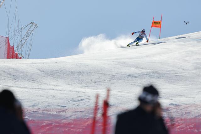 Im Bild: Sam Morse aus den USA beim Abfahrtstraining. | Foto: Land Salzburg / Franz Neumayr