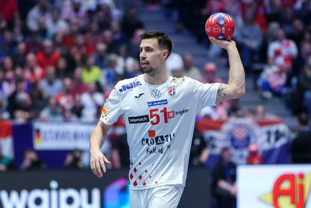 Der Wiener Handballer Ivan Martinović, der derzeit in der deutschen Bundesliga spielt, holte am Wochenende WM-Silber mit Kroatien. | Foto: PIXSELL / EXPA / picturedesk.com 