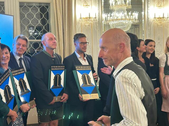 Auszeichnung für Max Sulzbacher
Revitalisierung Neuhaus