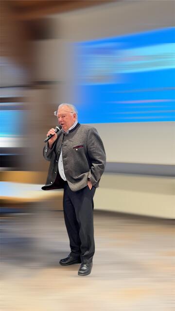 Obmann P. Decker. | Foto: Ainberger