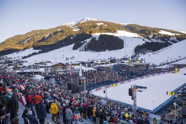 Im Bild: Fans, Stimmung bei der Ski WM 2025 in Saalbach | Foto: Land Salzburg/Neumayr-Leopold