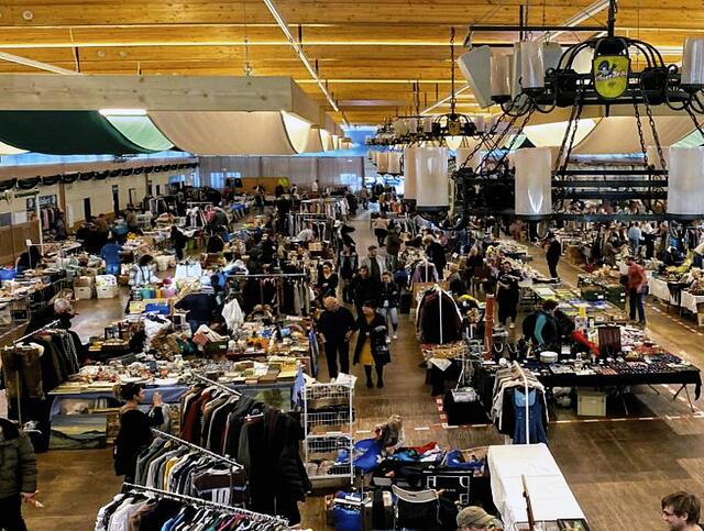 In der Messehalle 4 in Salzburg gibt es am Samstag, 15. Februar, wieder den bekannten Nachtflohmarkt. | Foto: SR Märkte