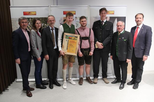 Jugendliche aus St. Stefan/Rosental erhielten den Sonderpreis "Junge Technik 2025". | Foto: MeinBezirk