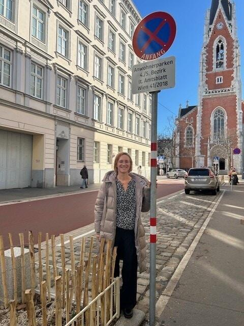 „Es konnten wie vereinbart hundert neue Anwohner-Parkplätze umgesetzt werden“, freut sich Halbwidl. | Foto: BV 4