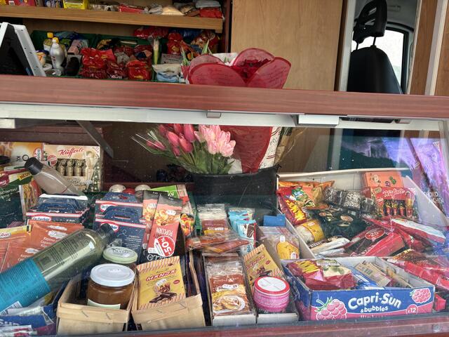 Lebensmittel im Bus | Foto: Martina Schweller